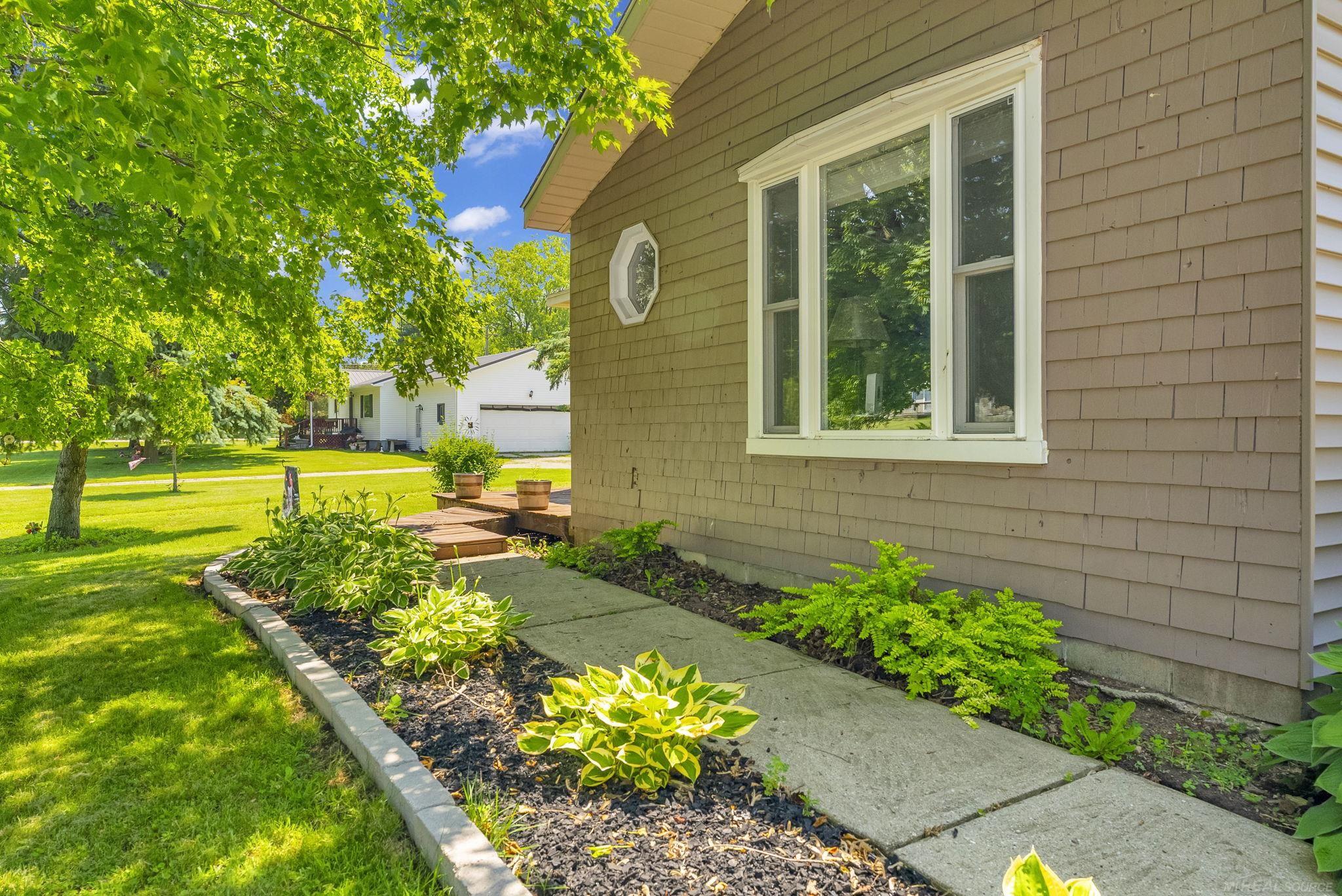 4042 State Street Carsonville, MI 48419 - Photo 4 of 35