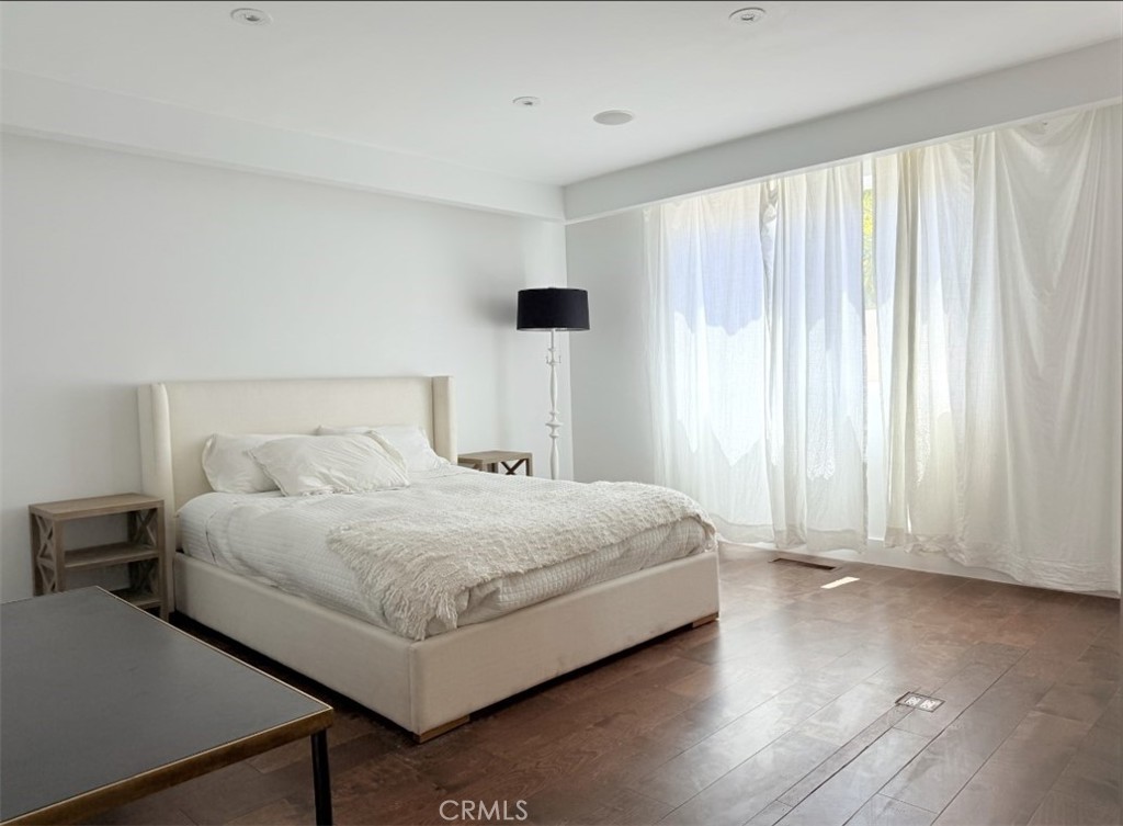 1801 Roscomare Road Los Angeles, CA 90077 - Photo 23 of 38