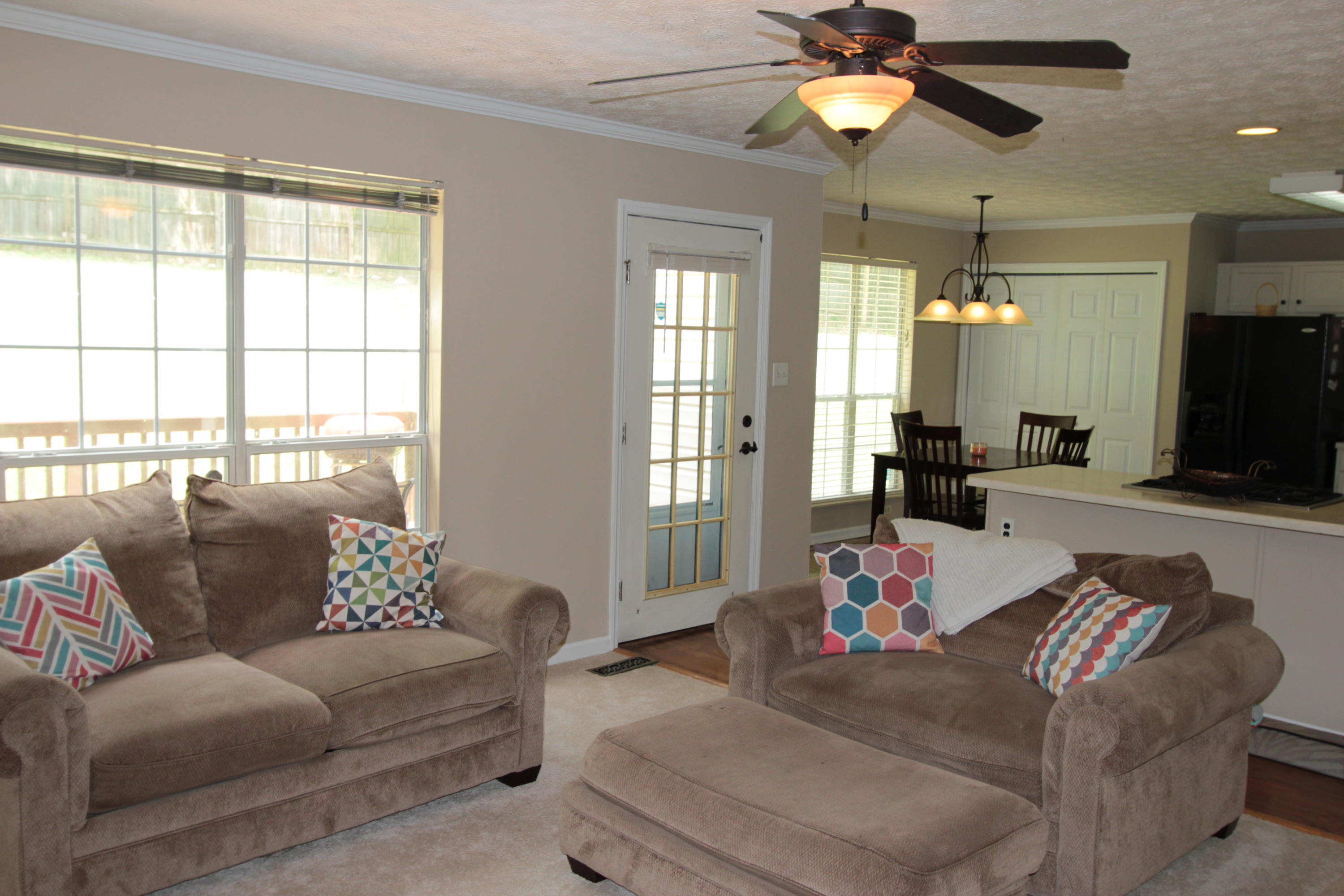 2136 Windbrook Road Knoxville, TN 37923 - Photo 9 of 19 IMG_1345