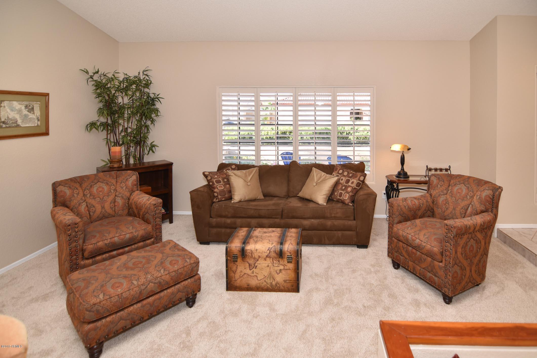649 East Silver Creek Road Gilbert, AZ 85296 - Photo 8 of 47 STL_0085.jpg