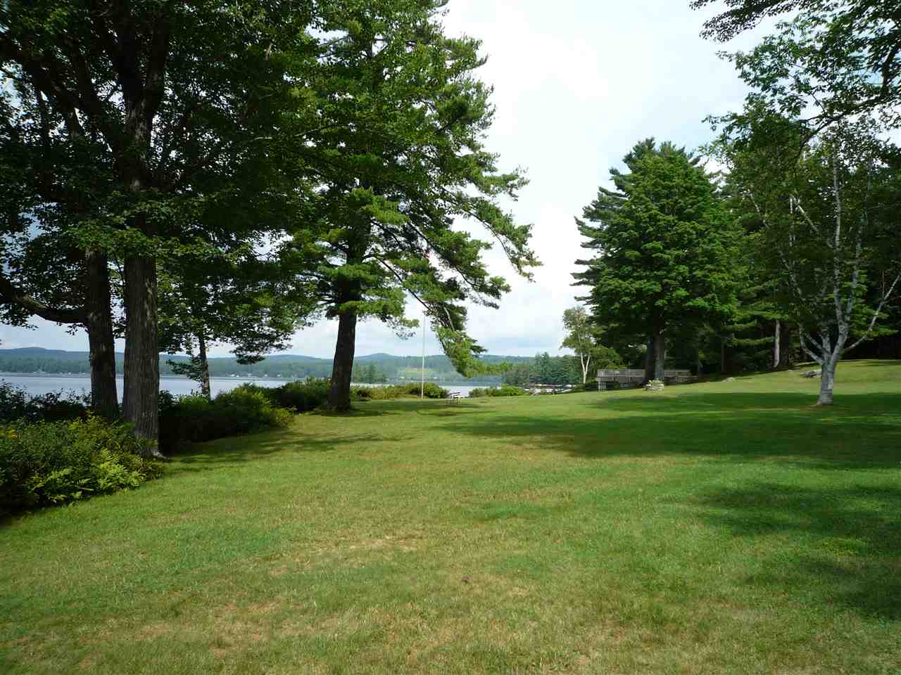 14 Point Breeze Road Wolfeboro, NH 03894 - Photo 34 of 37