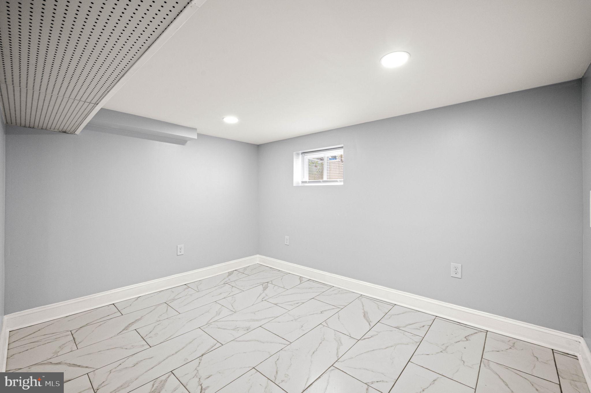 238 Heather Road Upper Darby, PA 19082 - Photo 27 of 30