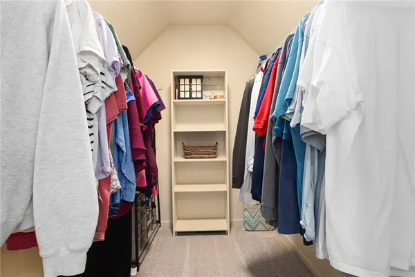 $425,000 | 11235 North Belleview Avenue, Kansas City, MO 64155