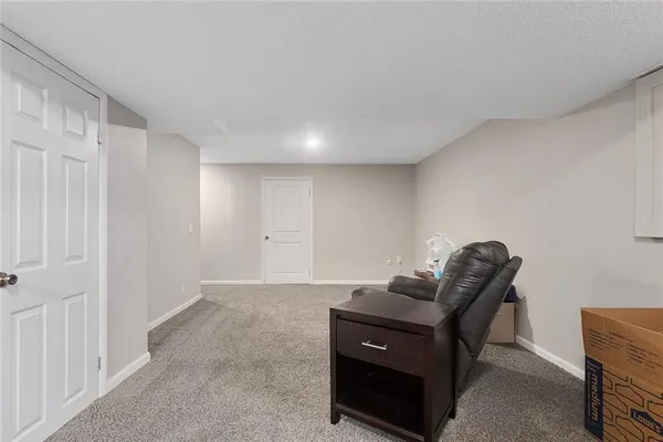 $425,000 | 11235 North Belleview Avenue, Kansas City, MO 64155