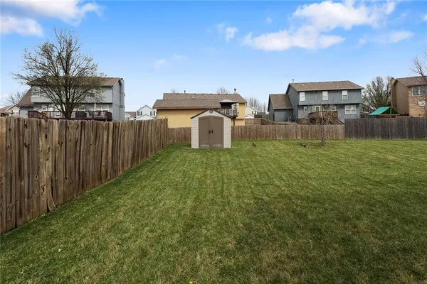 $425,000 | 11235 North Belleview Avenue, Kansas City, MO 64155