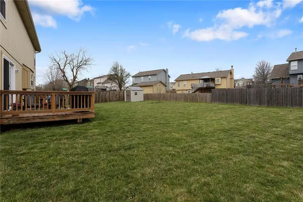 $425,000 | 11235 North Belleview Avenue, Kansas City, MO 64155