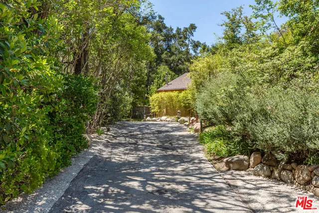 $3,749,000 | 1064 Meadows End Drive, Calabasas, CA 91302