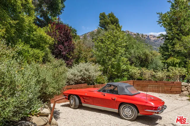 $3,749,000 | 1064 Meadows End Drive, Calabasas, CA 91302