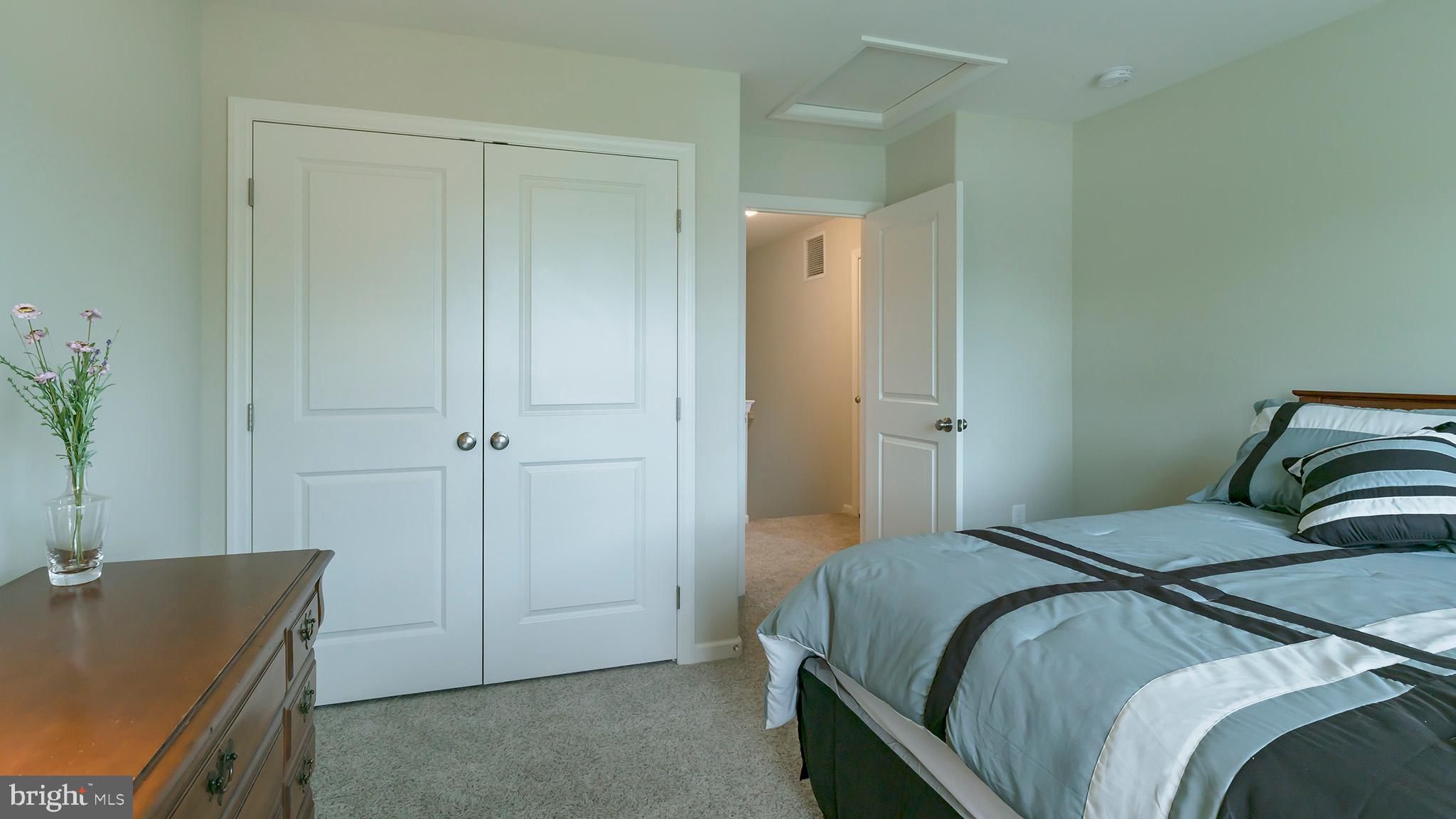 341 Pin Oak Drive Lititz, PA 17543 - Photo 34 of 44 Gallery Image 34