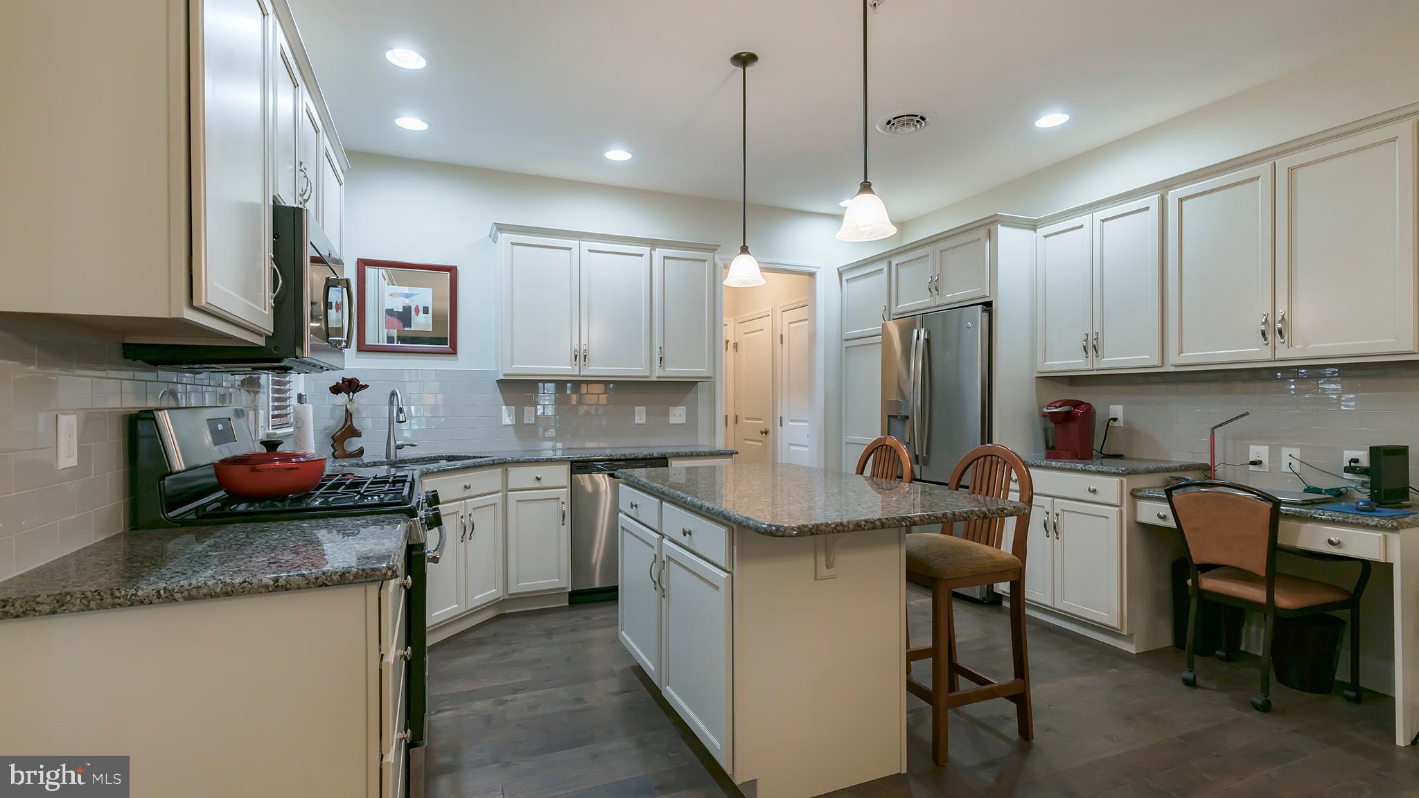 341 Pin Oak Drive Lititz, PA 17543 - Photo 9 of 44 Gallery Image 9