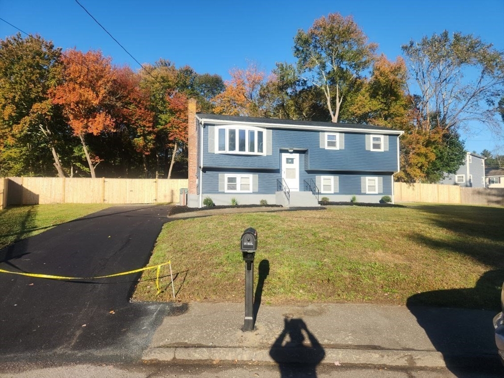 3 Lantern Road Holbrook, MA 02343 - Photo 2 of 34 Gallery Image 2