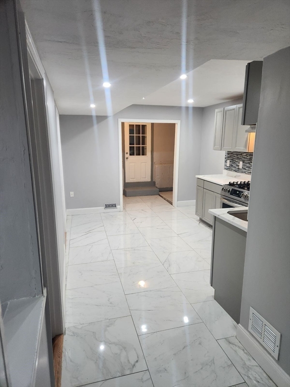 3 Lantern Road Holbrook, MA 02343 - Photo 25 of 34 Gallery Image 25