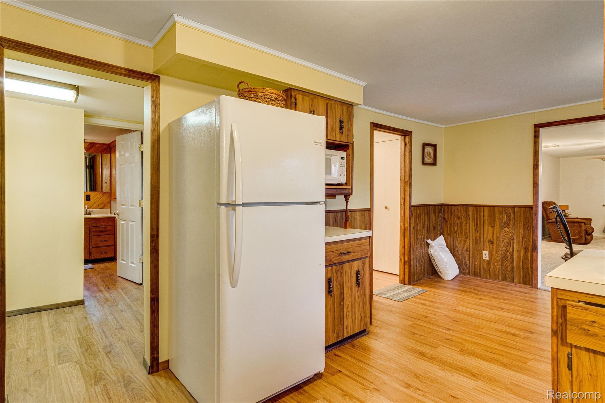 11432 North Belsay Road Clio, MI 48420 - Photo 9 of 22 Interiors (16 of 23).jpg