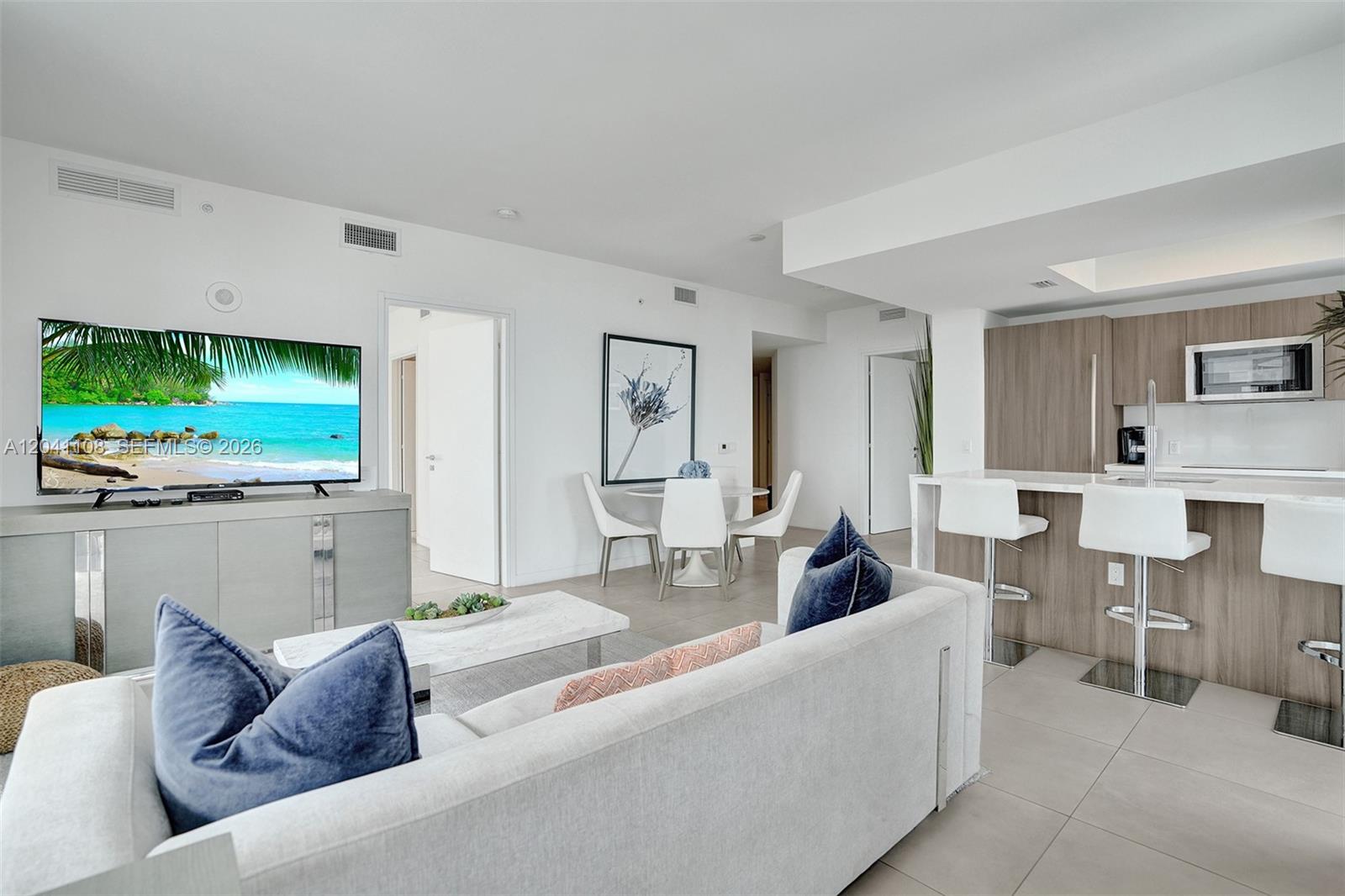 401 North Birch Road, Unit 715 Fort Lauderdale, FL 33304 - Photo 4 of 48