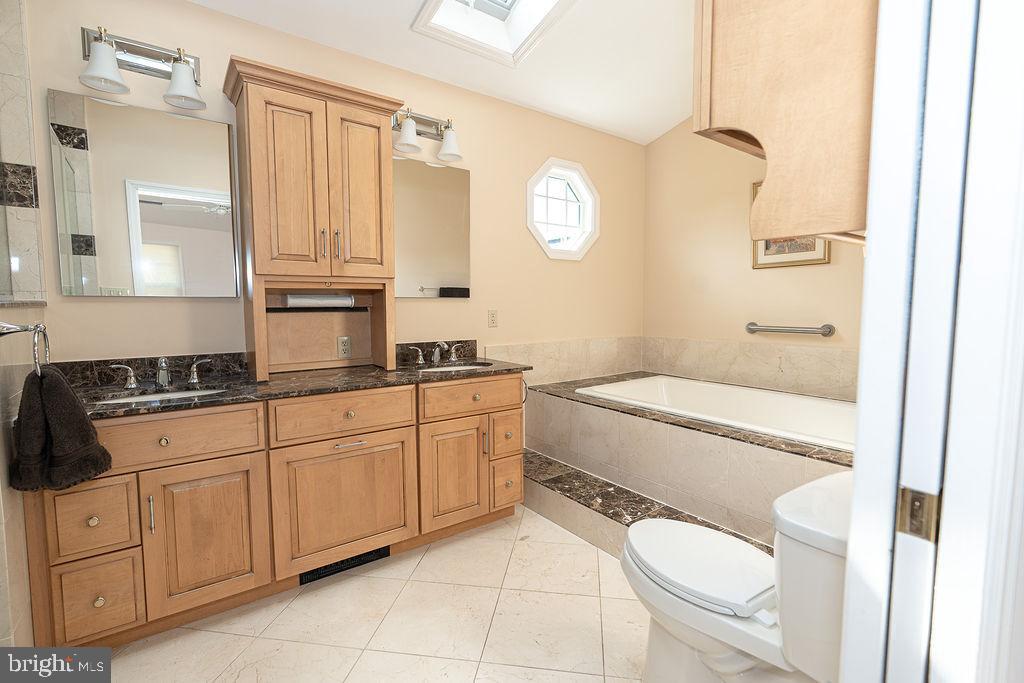 4402 Meadowcliff Road Glen Arm, MD 21057 - Photo 26 of 48