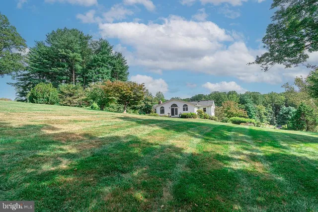 $750,000 | 4402 Meadowcliff Road, Glen Arm, MD 21057