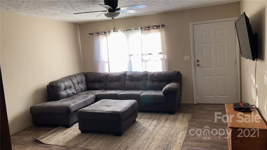 6407 Alley Road Catawba, NC 28609 - Photo 6 of 17 Gallery Image 6