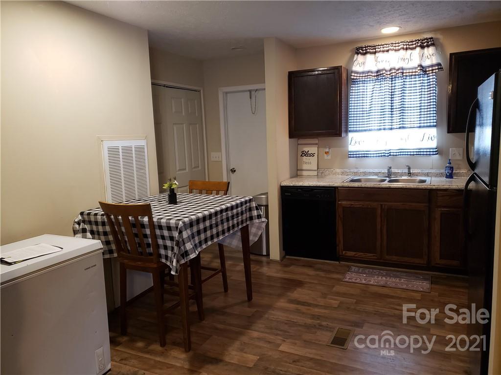 6407 Alley Road Catawba, NC 28609 - Photo 8 of 17 Gallery Image 8