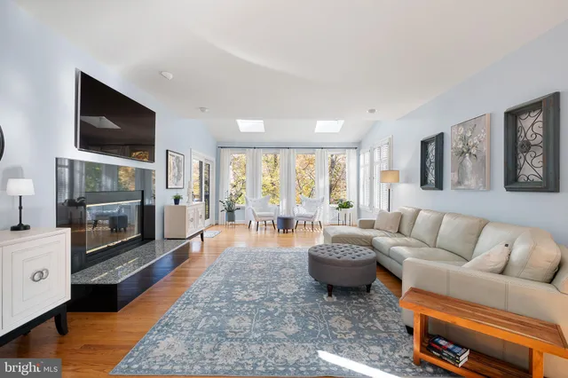 $969,000 | 117 Downs Drive, Wilmington, DE 19807