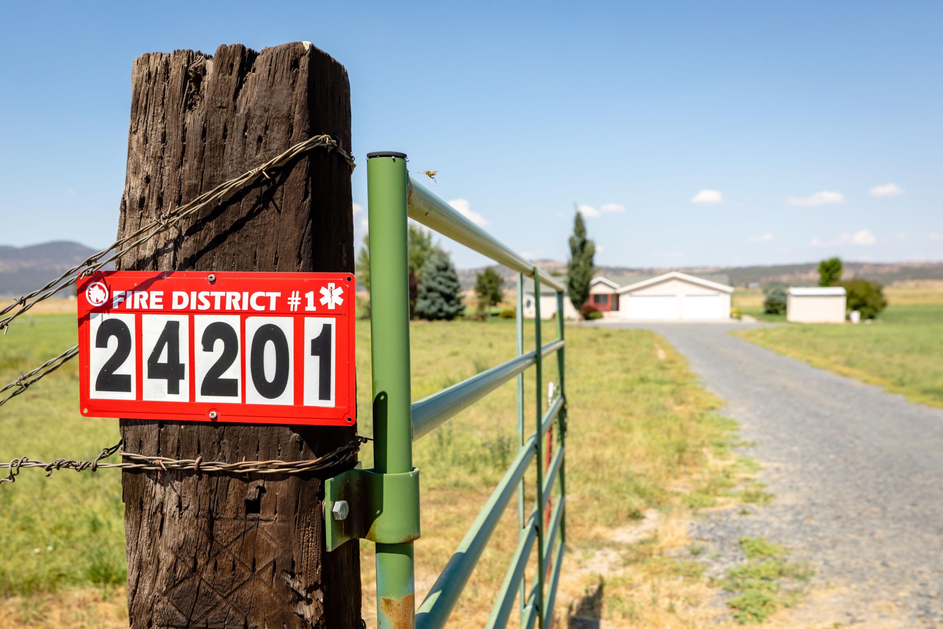 24201 South Poe Valley Road Klamath Falls, OR 97603 - Photo 25 of 79 4