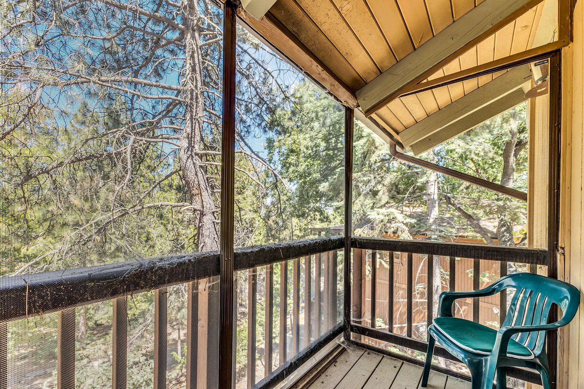 25461 Shadow Oaks Idyllwild, CA 92549 - Photo 21 of 30 a view of a porch with furniture and wooden floor