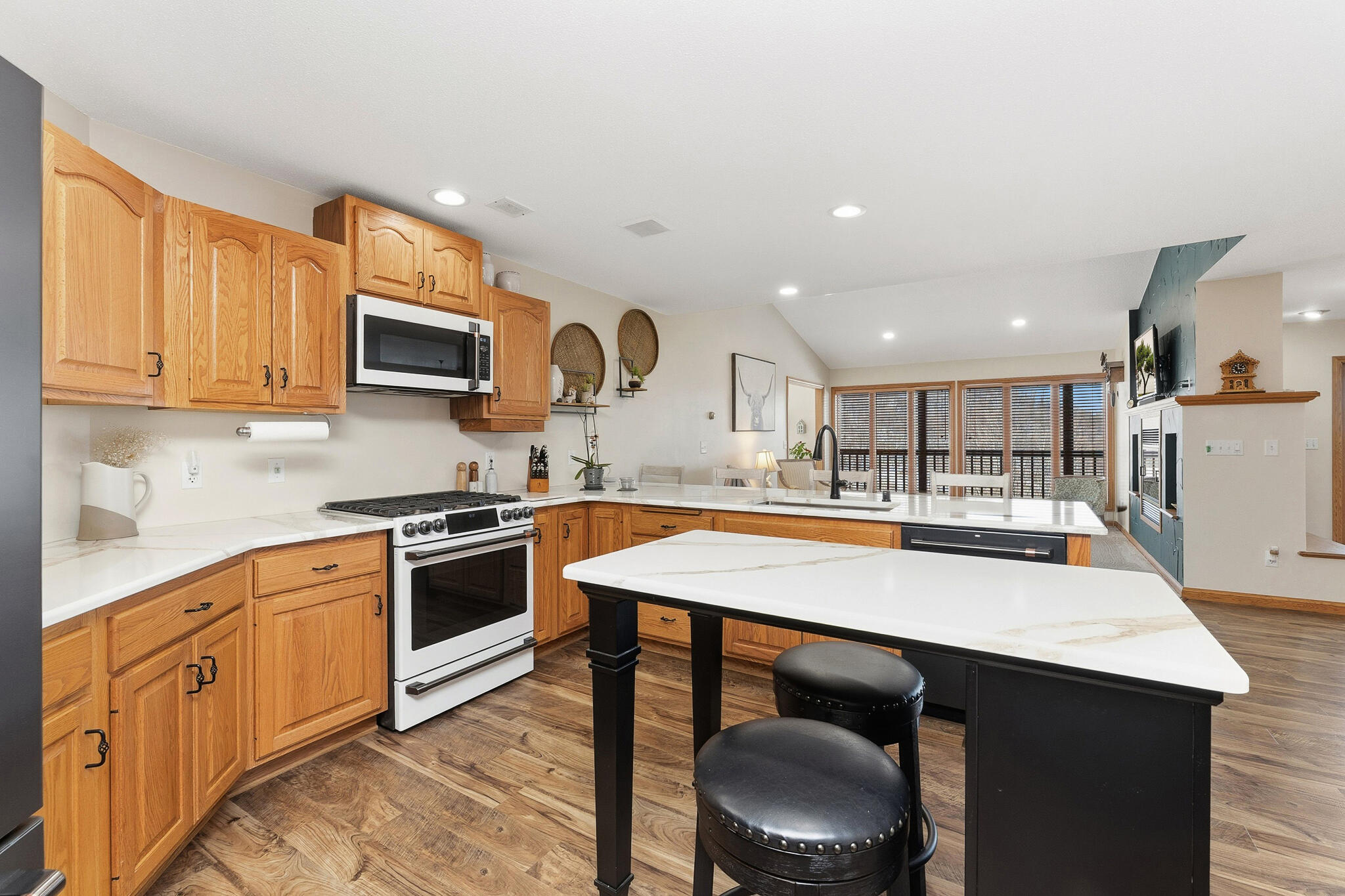 N946 Lauterbach Road Shelby, WI 54601 - Photo 11 of 50 11 KITCHEN