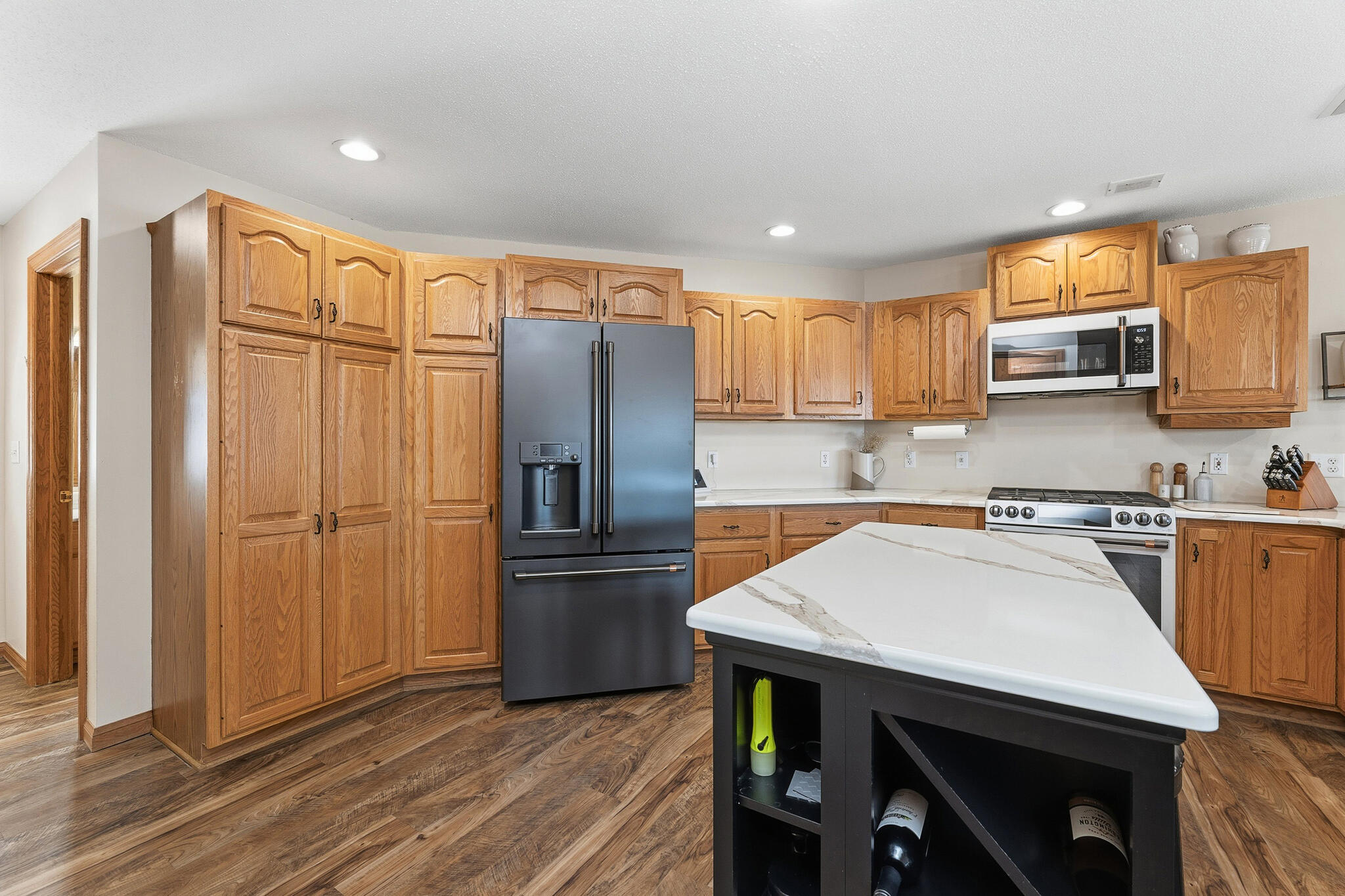 N946 Lauterbach Road Shelby, WI 54601 - Photo 14 of 50 14 KITCHEN