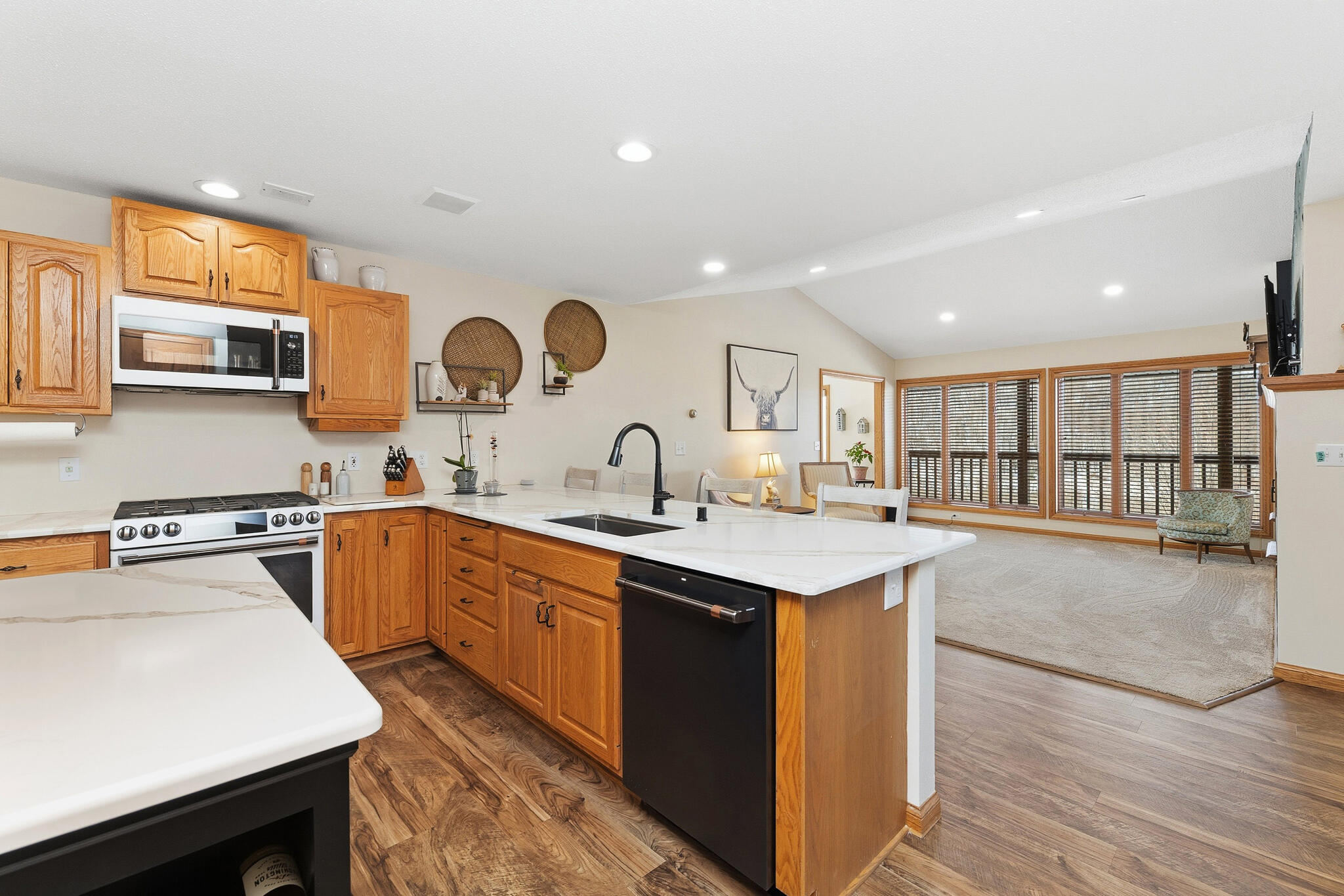 N946 Lauterbach Road Shelby, WI 54601 - Photo 15 of 50 15 KITCHEN