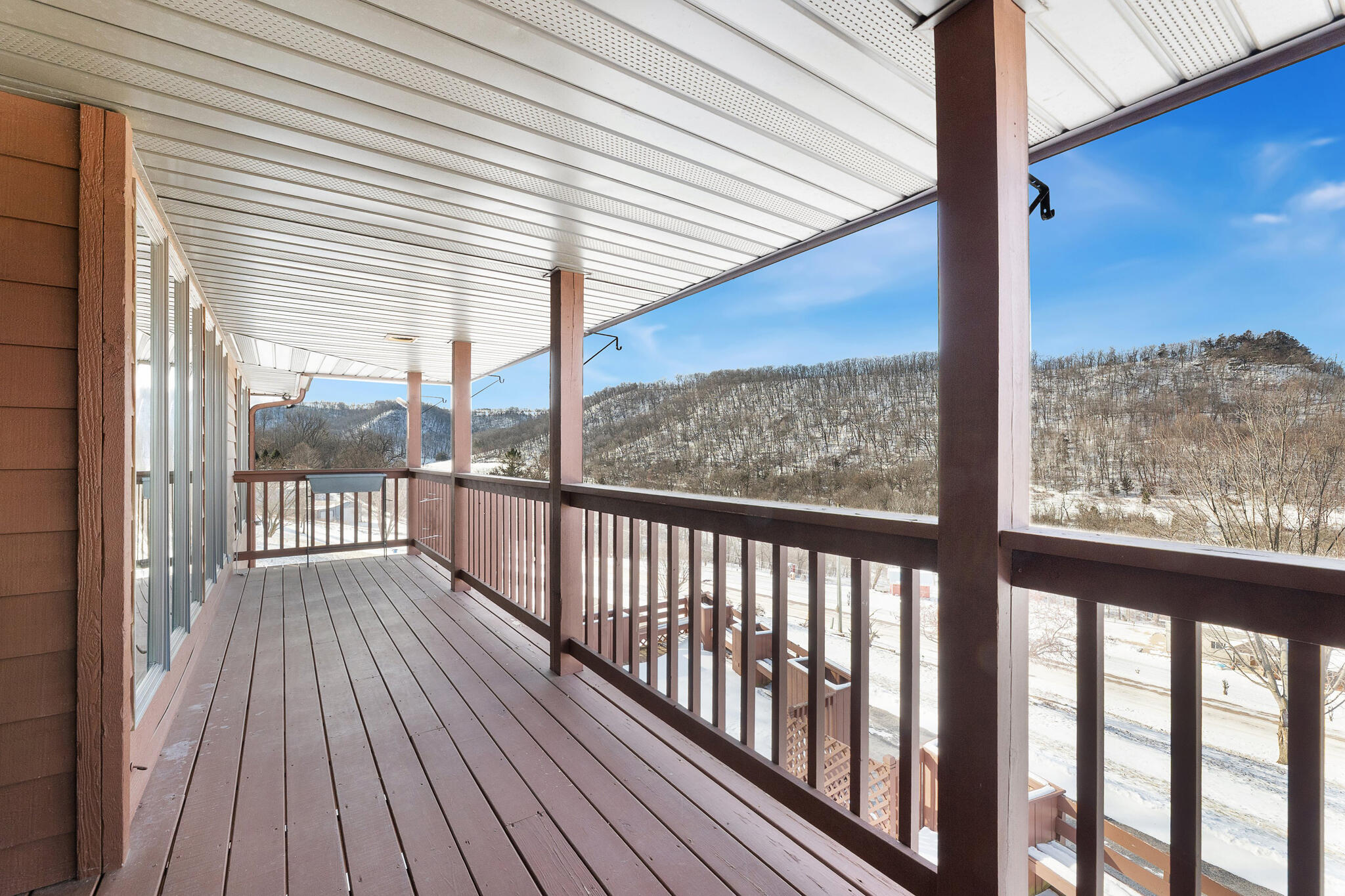 N946 Lauterbach Road Shelby, WI 54601 - Photo 39 of 50 39 UPPER DECK