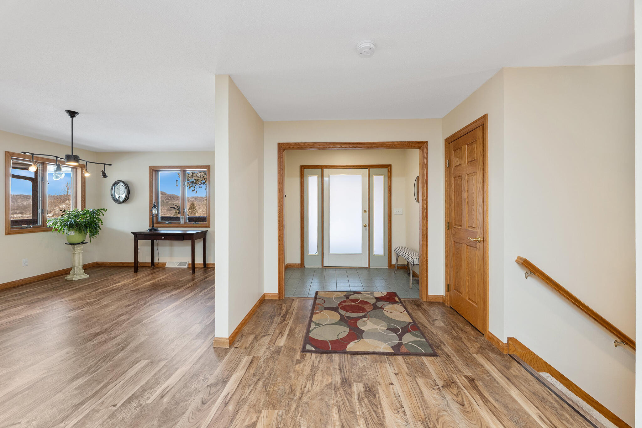 N946 Lauterbach Road Shelby, WI 54601 - Photo 4 of 50 4 FOYER