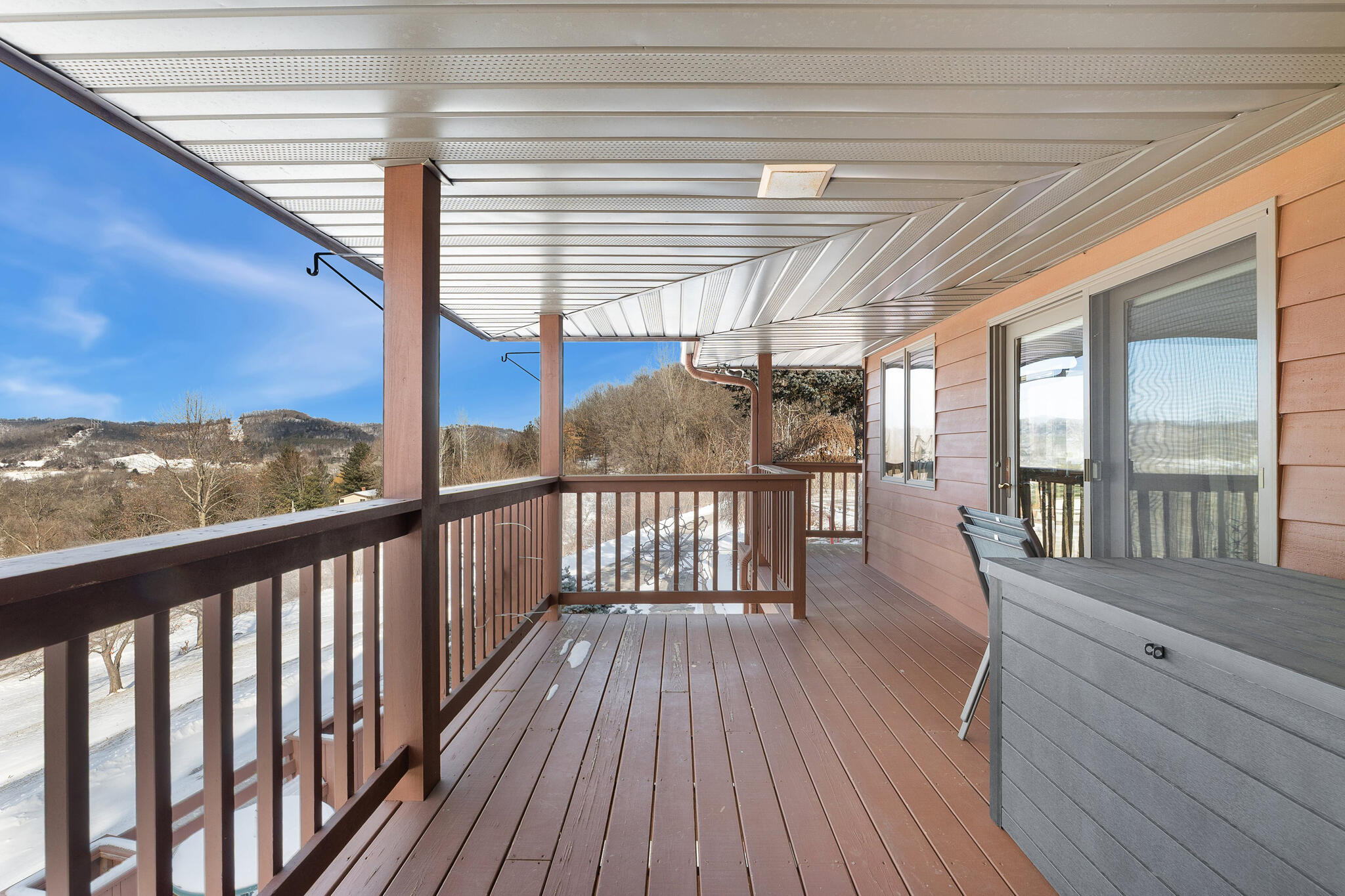 N946 Lauterbach Road Shelby, WI 54601 - Photo 41 of 50 41 UPPER DECK