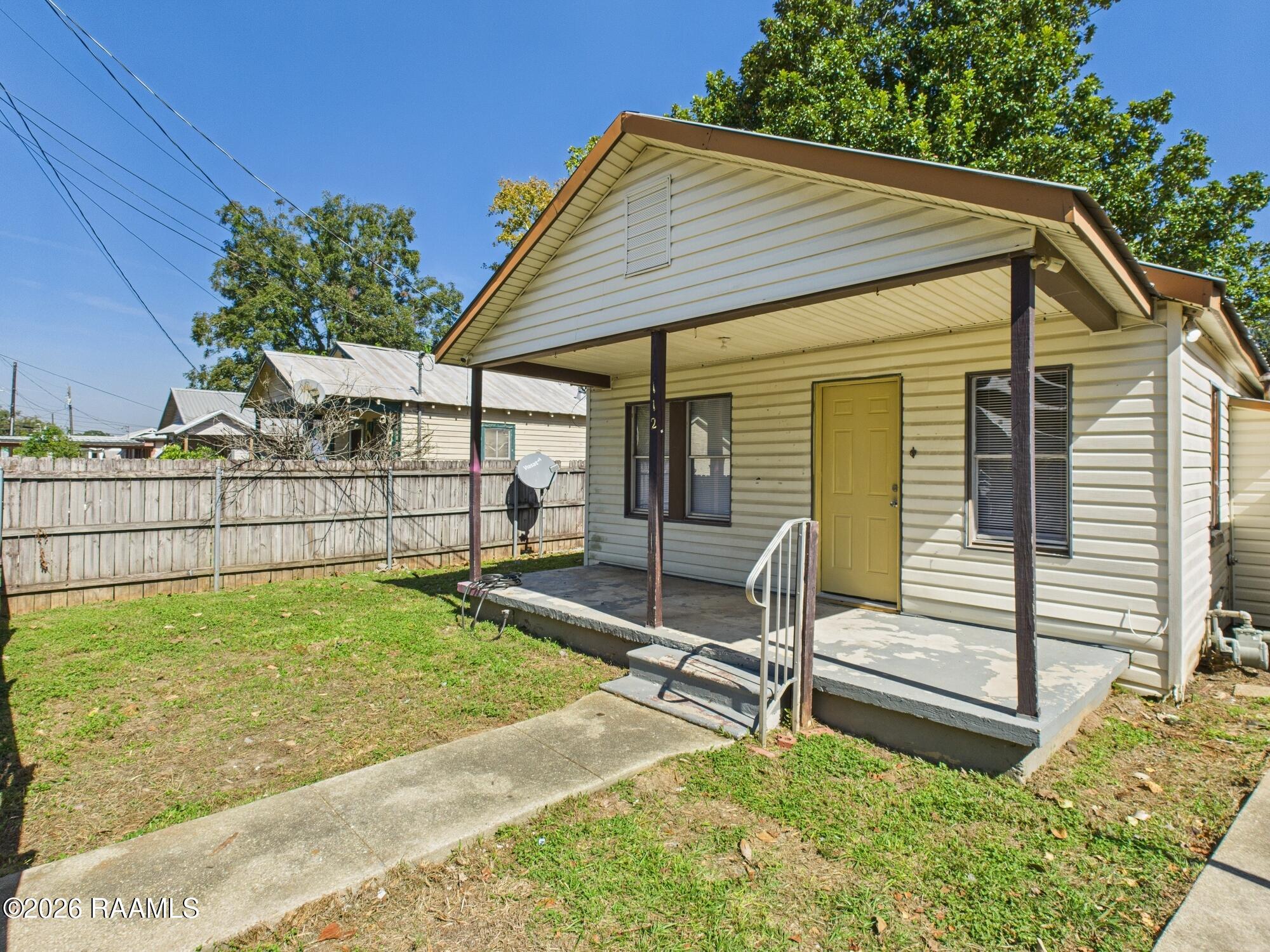 112 Brenda Street Lafayette, LA 70501 - Photo 3 of 17 Front view 112 Brenda Street