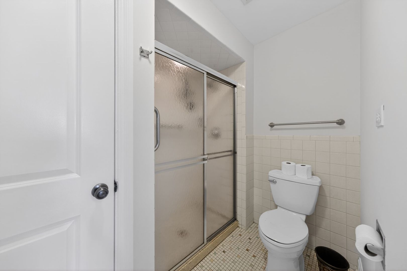 7861 Niles Center Road, Unit 201 Skokie, IL 60077 - Photo 23 of 28