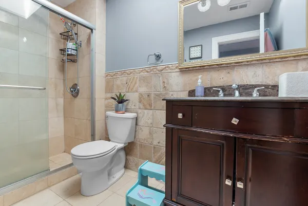 $665,000 | 3015 North 76th Court, Elmwood Park, IL 60707
