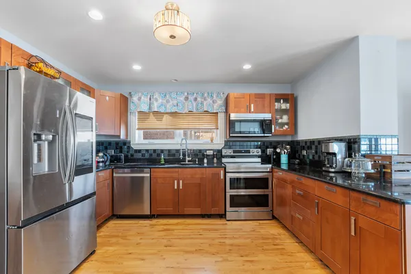 $665,000 | 3015 North 76th Court, Elmwood Park, IL 60707