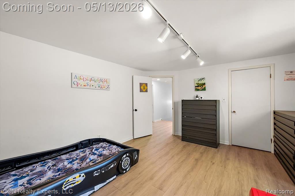 2720 Bridle Road Bloomfield Hills, MI 48304 - Photo 23 of 42 Gallery Image 23