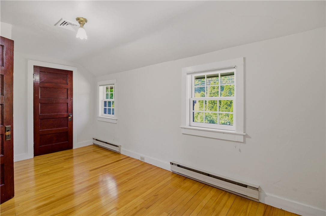 1861 East Main Road Portsmouth, RI 02871 - Photo 17 of 35 Bedroom 2 (on main level of house)