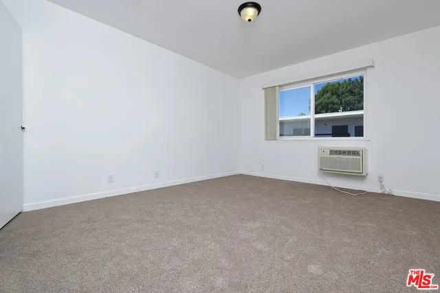 $7,775,000 | 9301 Darby Avenue, Northridge, CA 91325