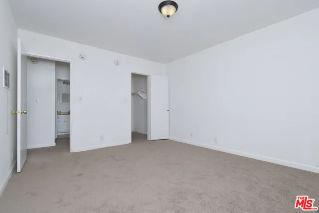 $7,775,000 | 9301 Darby Avenue, Northridge, CA 91325