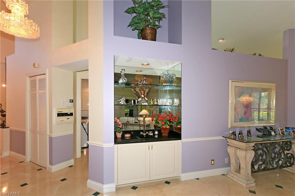 267 Colonade Circle, Unit 2704 Naples, FL 34103 - Photo 8 of 20