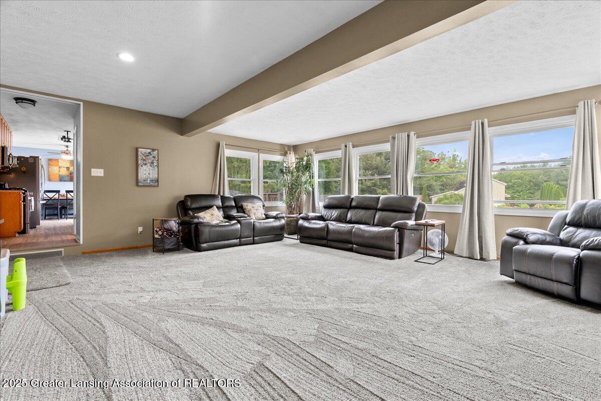 13543 Turner Road Dewitt, MI 48820 - Photo 20 of 55 25-Media Jett - 13