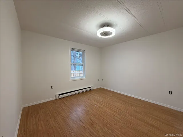 $4,500 | 101 Rosevale Avenue, Ronkonkoma, NY 11779