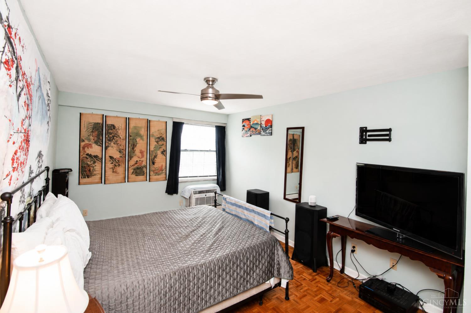 1815 William Howard Taft Road, Unit 809 Cincinnati, OH 45206 - Photo 9 of 22