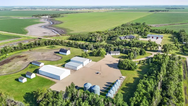 $2,399,900 | 16460 38th Street Southeast, Mapleton, ND 58059