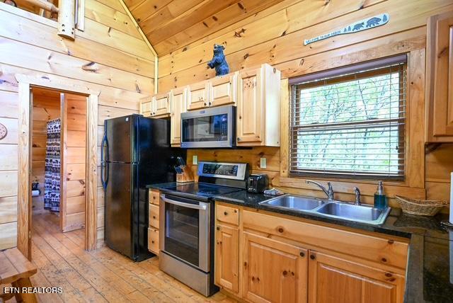 1920 Buckeye View Way Sevierville, TN 37876 - Photo 16 of 31 1930 16