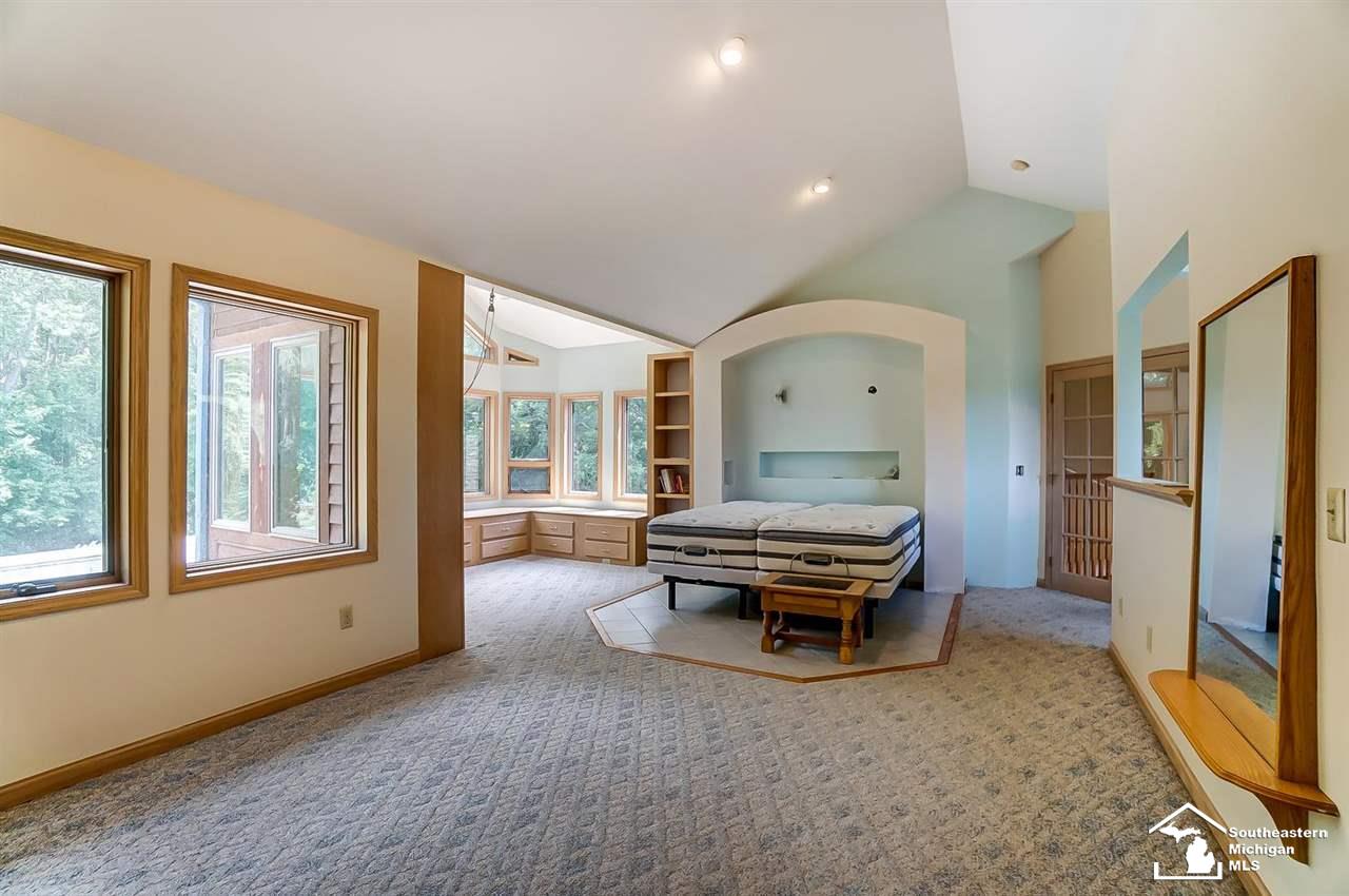 8900 Dixon Road Monroe, MI 48161 - Photo 35 of 63