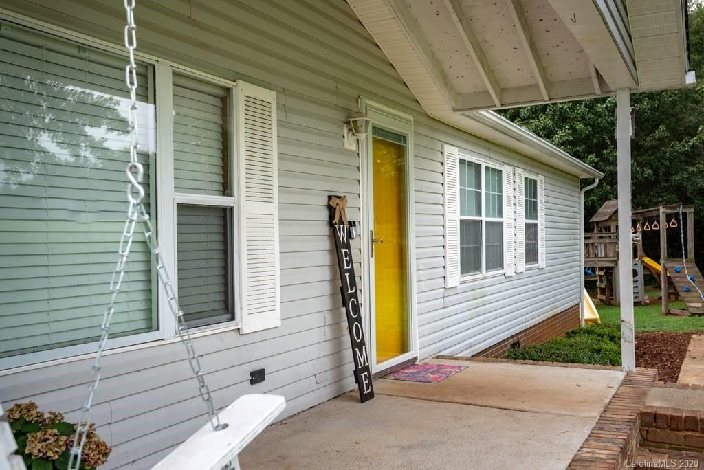455 Hubbard Road Hickory, NC 28601 - Photo 4 of 31 Gallery Image 4