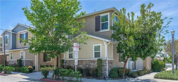 $4,200 | 399 North Avelina Way, Anaheim, CA 92805