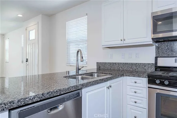 $4,200 | 399 North Avelina Way, Anaheim, CA 92805