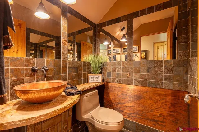 $2,300,000 | 650 County Road 520, Bayfield, CO 81122